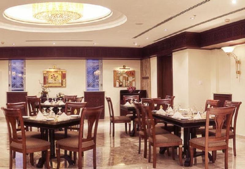 Gloria Hotel Doha Restaurant bilde